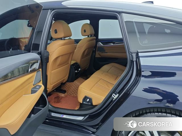 BMW 6 series GT 2024 Черный из Китая