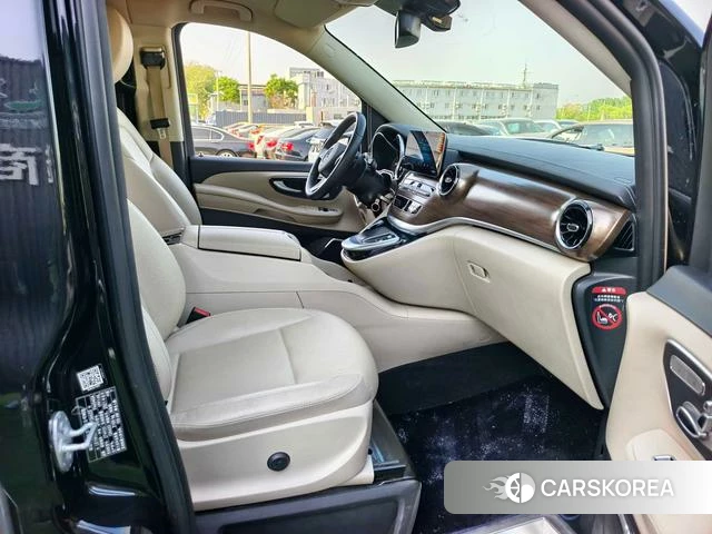 Mercedes-Benz V-class 2021 Черный из Китая