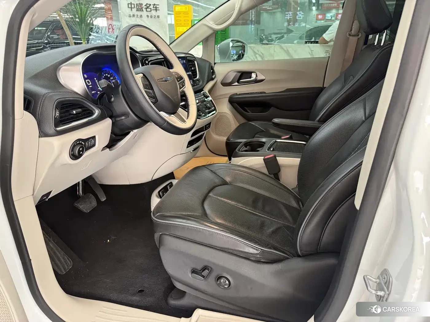 Chrysler Dajialong (imported) 2019 Белый из Китая