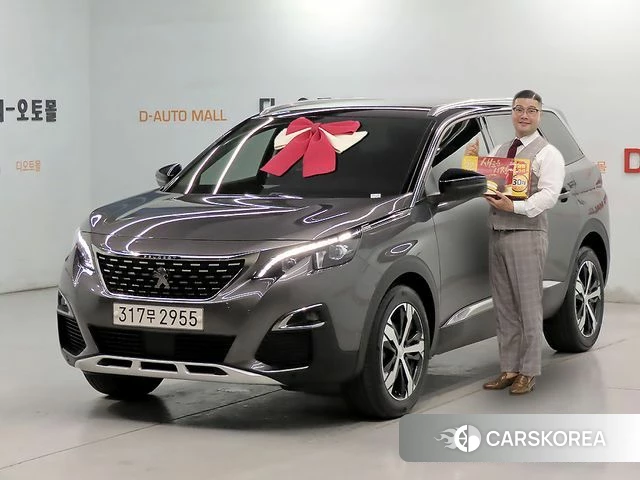 Peugeot 5008 second generation 2019 Серый из Кореи