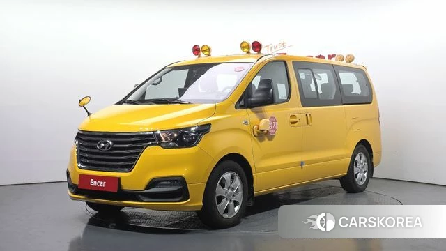 Hyundai The New Grand Starex 2019 Желтый из Кореи