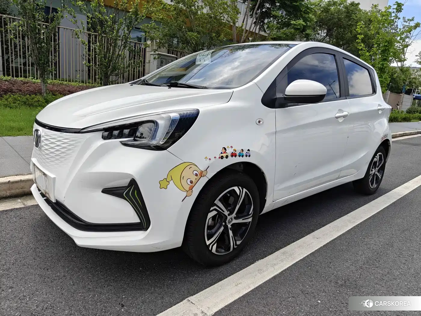 Chang'an Changan Benben E-Star 2022 Белый из Китая