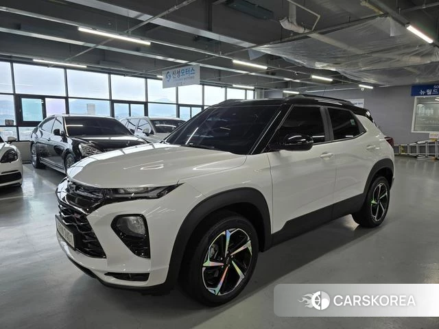 Chevrolet (GM Daewoo) Trailblazer 2022 Белый из Кореи