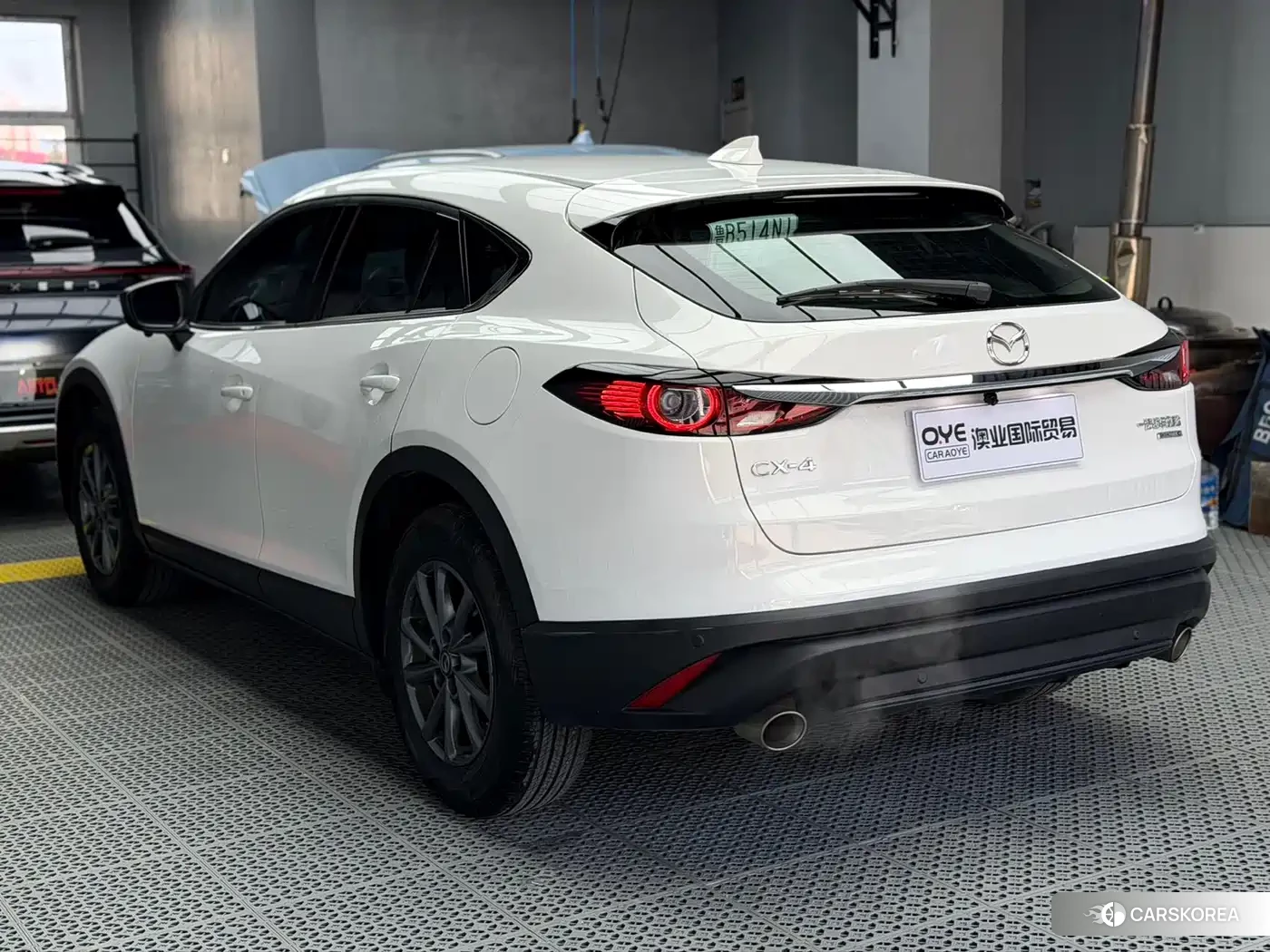 Mazda CX-4 2022 Белый из Китая