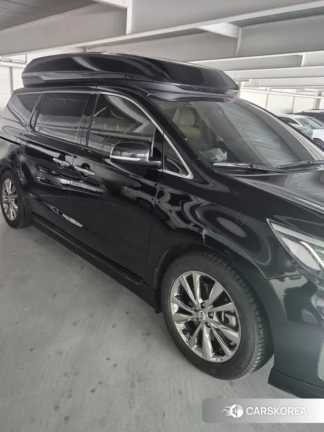 Kia The New Carnival 2019 Черный из Кореи