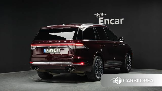 Lincoln Aviator 2nd generation 2021 Красный из Кореи