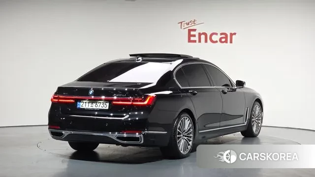 BMW 7 Series (G11) 2022 Черный из Кореи