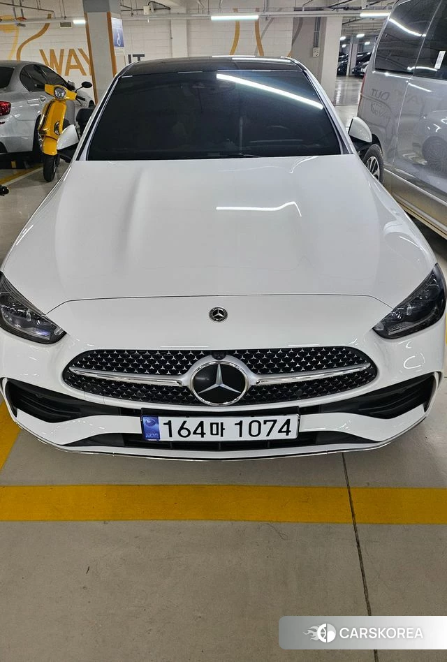 Mercedes-Benz C-Class W206 2023 Белый из Кореи