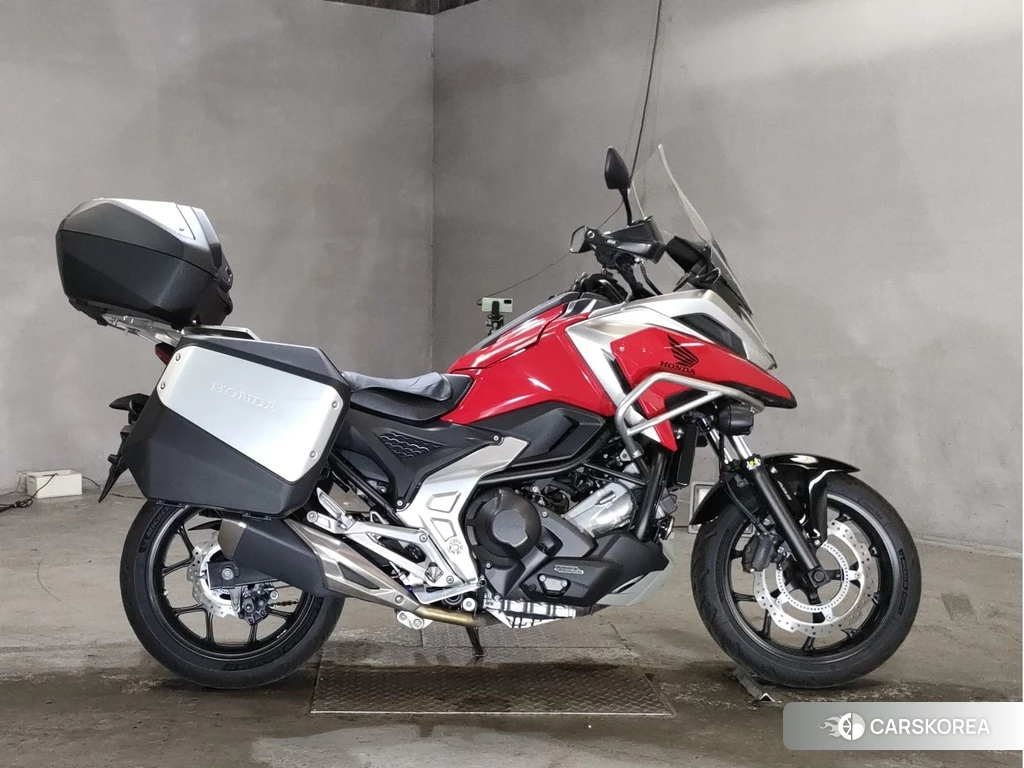 Проданный Honda NC750X DCT 2021 из Японии