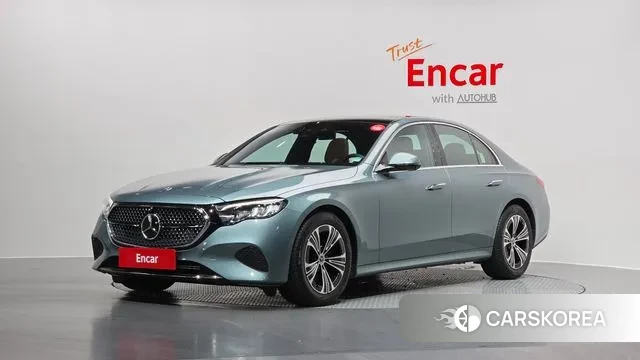 Mercedes-Benz E-Class W214 2025 Небесно-голубой из Кореи
