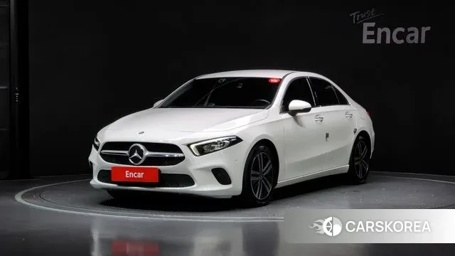 Mercedes-Benz A-Class W177 2021 Белый из Кореи