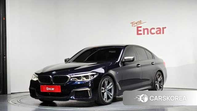 BMW 5 Series (G30) 2018 Черный из Кореи