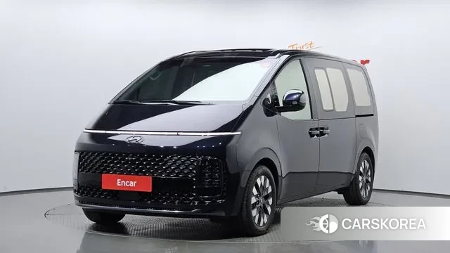 Hyundai Staria 2023 Черный из Кореи