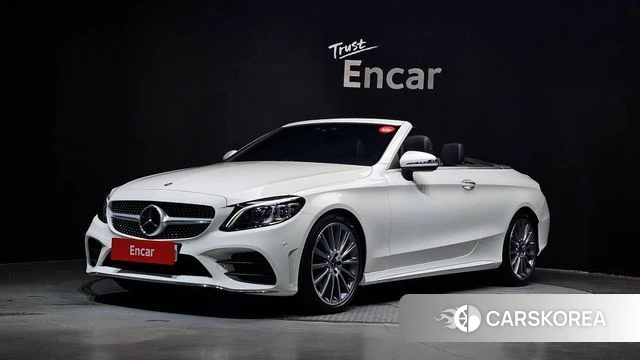 Mercedes-Benz C-Class W205 2023 Белый из Кореи