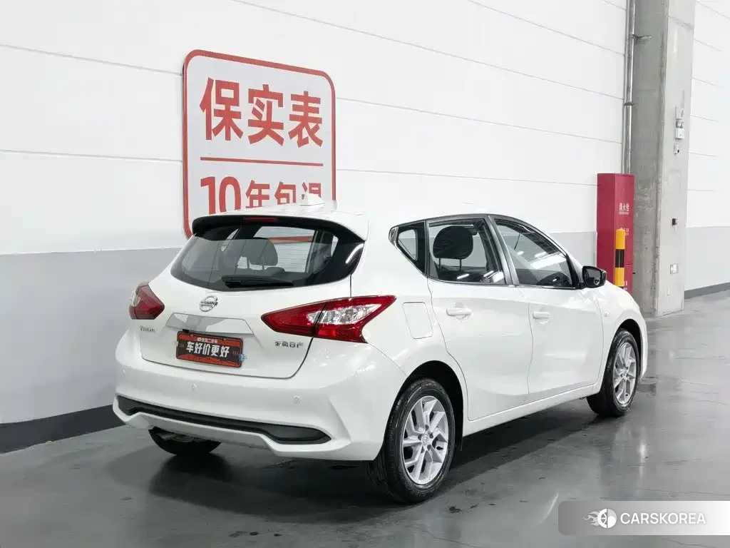 Nissan Tiida 2023 Белый из Китая