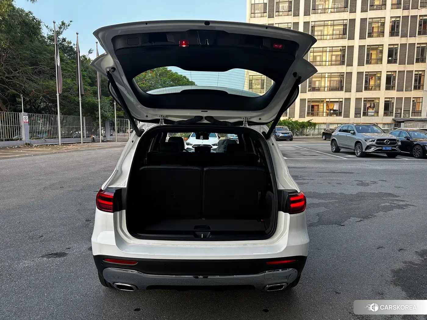 Mercedes-Benz GLB 2025 Белый из Китая