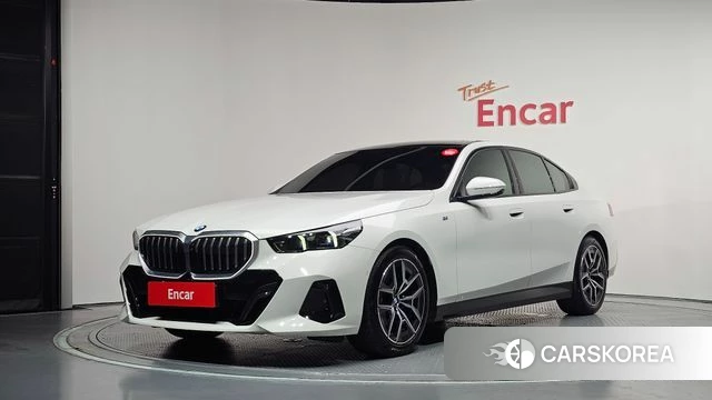 BMW 5 Series (G60) 2025 Белый из Кореи