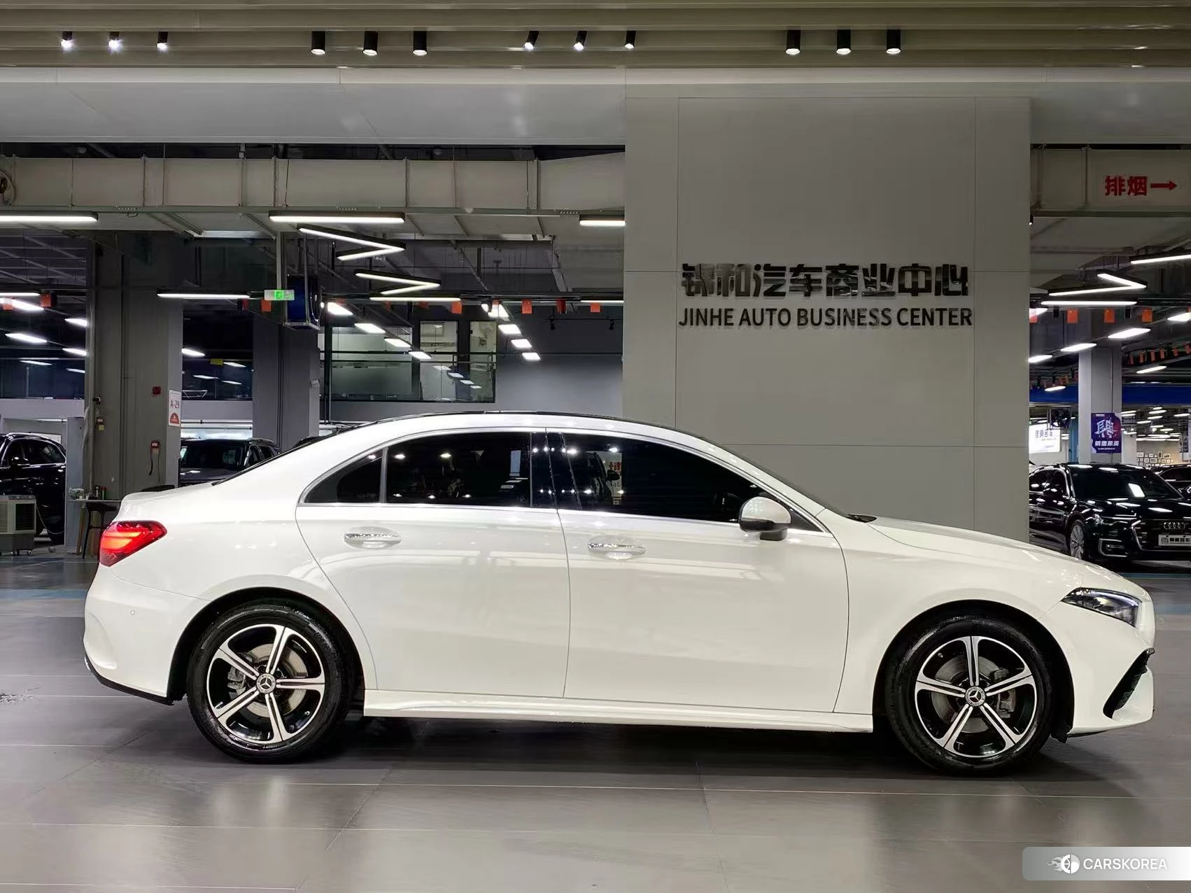 Mercedes-Benz A-Class 2023 Белый из Китая