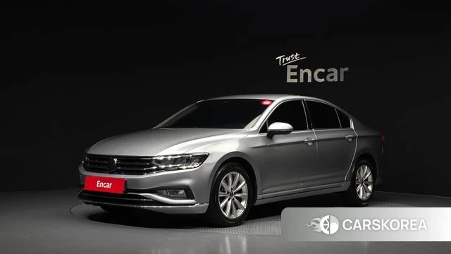 Volkswagen Passat GT (B8) 2021 Серебряный из Кореи