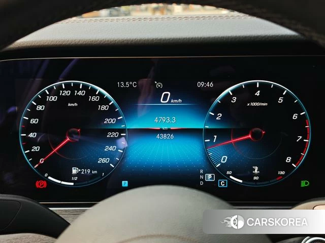 Mercedes-Benz E-class 2022 Черный из Китая