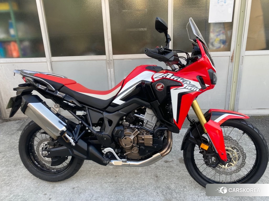 Проданный Honda CRF1000L AFRICA TWIN 2016 из Японии, фото 2