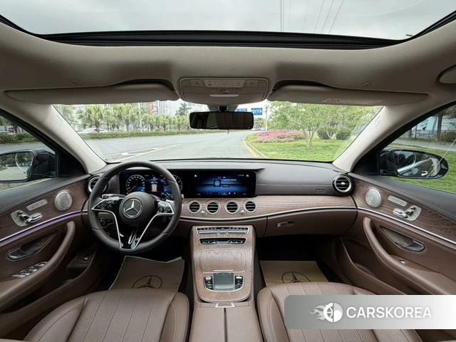 Mercedes-Benz E-class 2022 Черный из Китая
