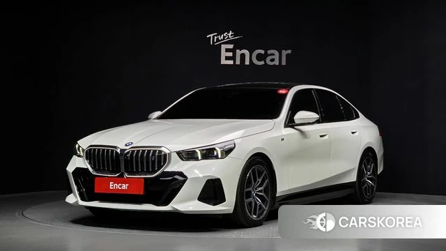BMW i5 (G60) 2023 Белый из Кореи