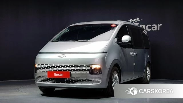 Hyundai Staria 2022 Серебряный из Кореи