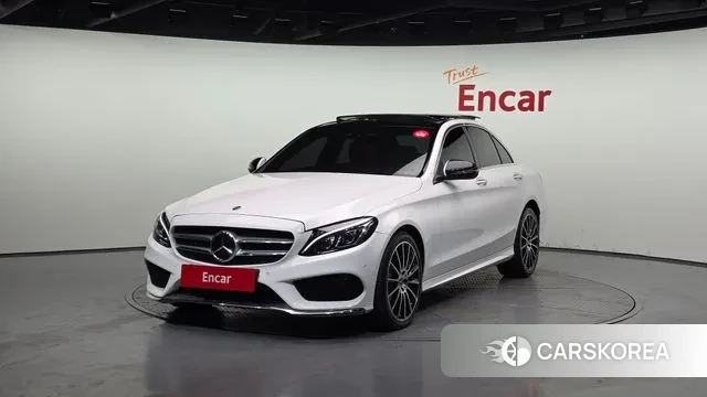 Mercedes-Benz C-Class W205 2018 Белый из Кореи