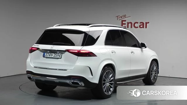 Mercedes-Benz GLE-Class W167 2024 Белый из Кореи