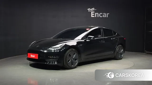 Tesla Model 3 2020 Черный из Кореи