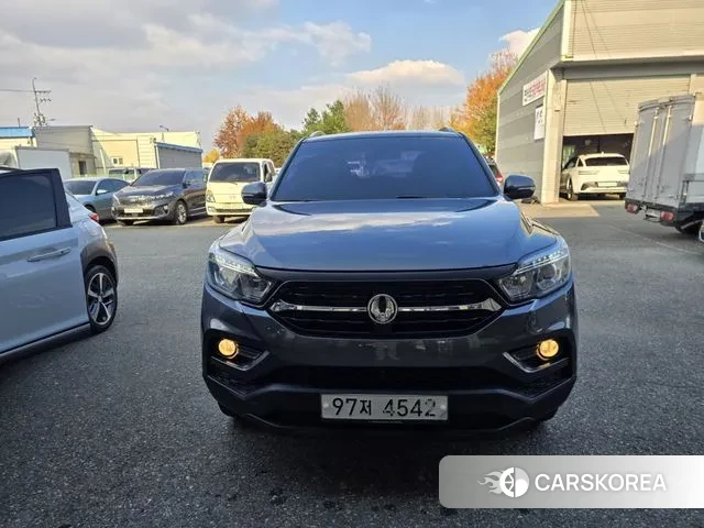 Ssangyong Rexton Sports 2018 Серый из Кореи