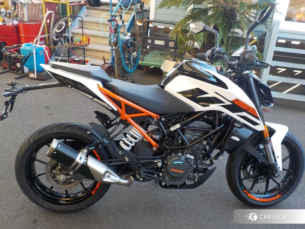 Проданный KTM 125 DUKE 2020 из Японии, фото 2