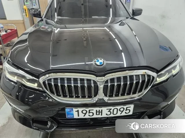 BMW 3 Series (G20) 2022 Черный из Кореи