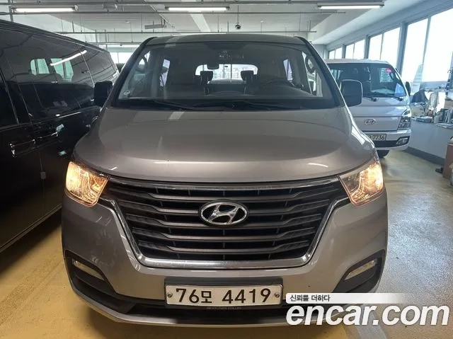 Hyundai The New Grand Starex 2018 Серебряный из Кореи