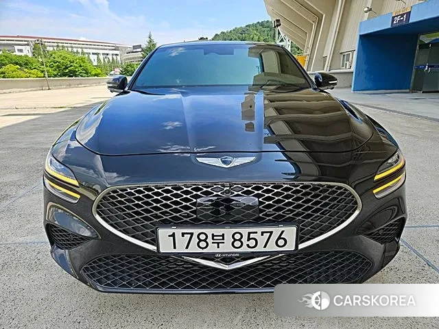 Genesis The New G70 2021 Черный из Кореи