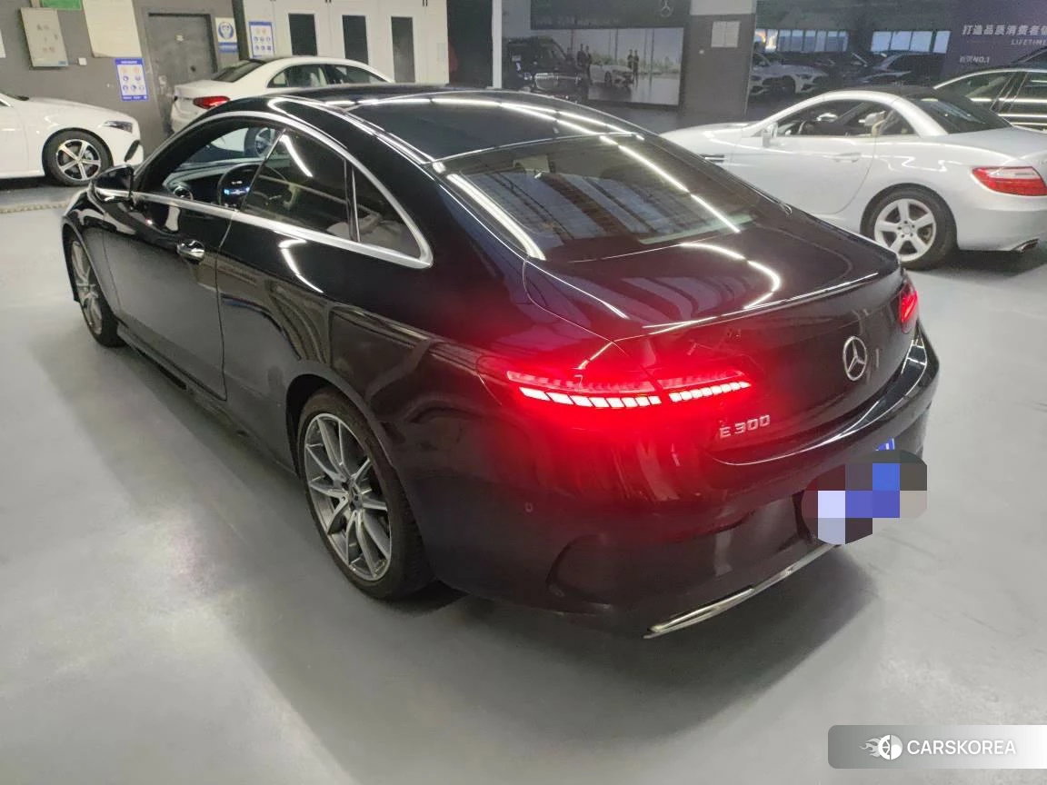 Mercedes-Benz E-class (imported) 2021 Темно-серый из Китая