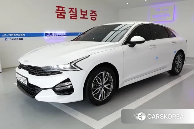 Kia K5 3rd generation 2022 Белый из Кореи