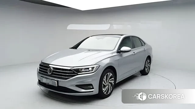 Volkswagen 7th Generation of Jetta 2021 Серебряный из Кореи