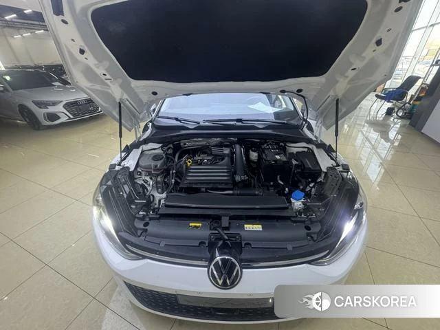 Volkswagen Lingdu 2022 Белый из Китая