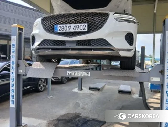 Genesis GV70 2021 Белый из Кореи