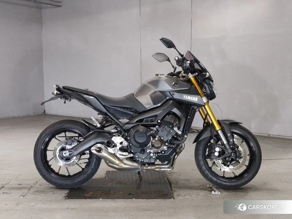 Проданный Yamaha MT-09 id 4175209 из Японии, фото 2