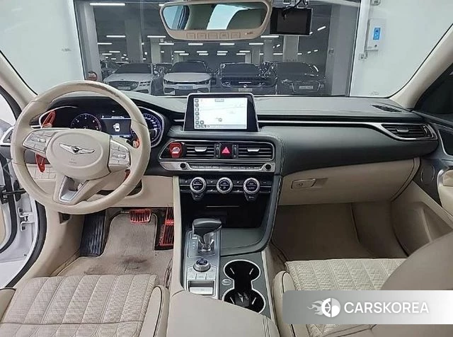 Genesis G70 2018 Белый из Кореи