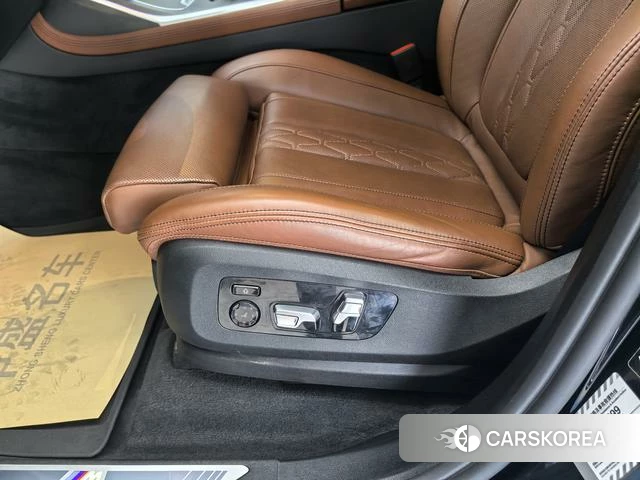 BMW X7 2022 Черный из Китая