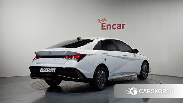 Hyundai The New Avante (CN7) 2024 Белый из Кореи