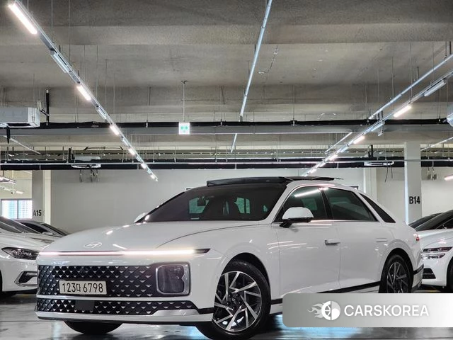 Hyundai Grandeur (GN7) 2023 Белый из Кореи