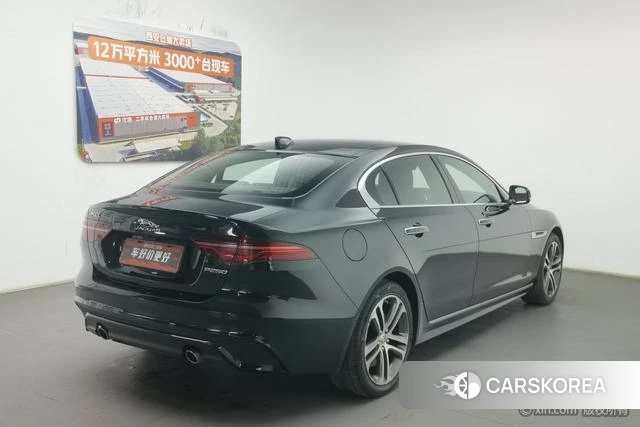 Jaguar XEL 2021 Зеленый из Китая