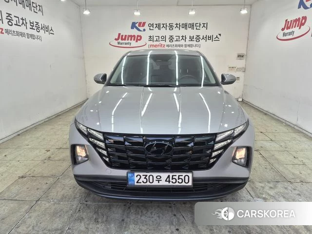 Hyundai Tucson (NX4) 2022 Серебристо-серый из Кореи