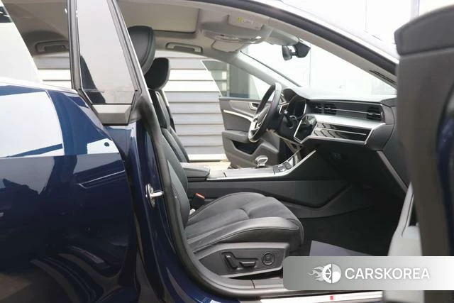 Audi A7L 2023 Синий из Китая