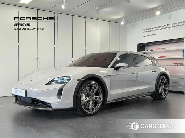 Porsche Taycan 2025 Серебряный из Кореи